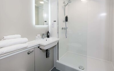ibis Plymouth