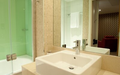 Holiday Inn Derby Riverlights by IHG