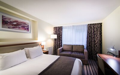 Holiday Inn Stoke on Trent M6, Jct 15 by IHG