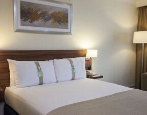 Holiday Inn Stoke on Trent M6, Jct 15 by IHG