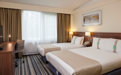 Holiday Inn Stoke on Trent M6, Jct 15 by IHG