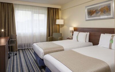 Holiday Inn Stoke on Trent M6, Jct 15 by IHG