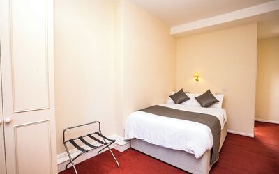 Borough Arms Hotel