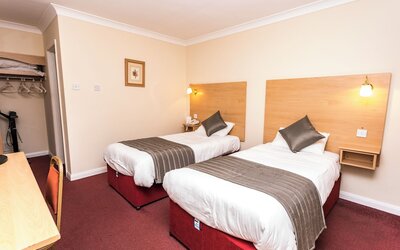 Borough Arms Hotel