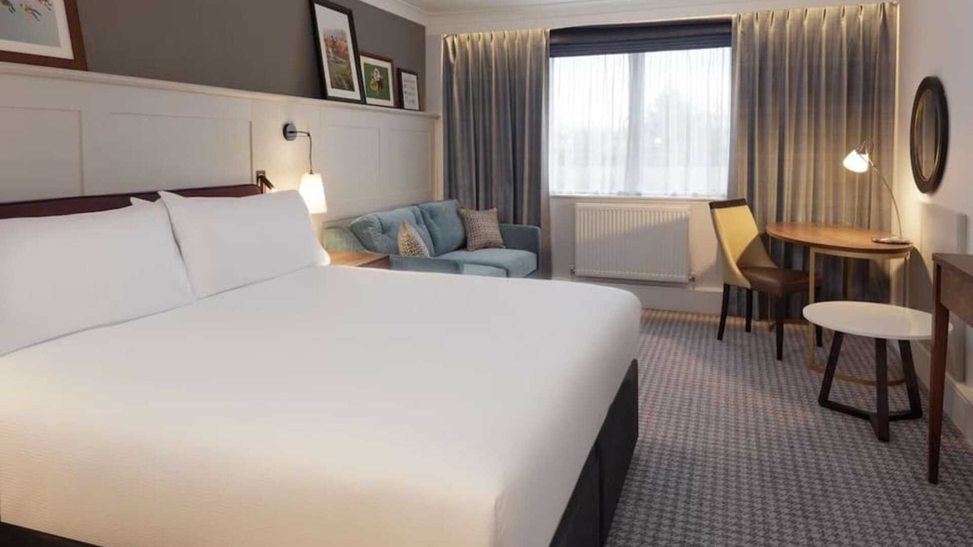 Delux king room with work desk at DoubleTree By Hilton Stoke On Trent.