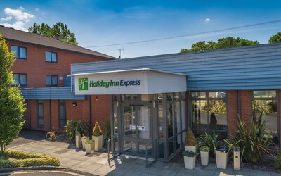 Holiday Inn Express Preston - South by IHG