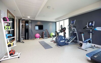 Fitness center available at DoubleTree By Hilton London Excel.
