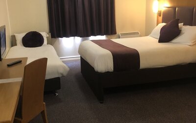 Purple Roomz