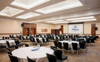 Meeting room for a large crowd at the Hilton Reading.