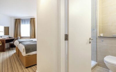 Garner Hotel Preston Samlesbury by IHG