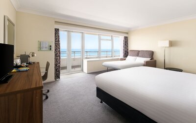 Holiday Inn Brighton Seafront by IHG