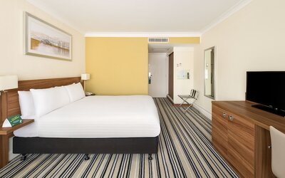 Holiday Inn Brighton Seafront by IHG
