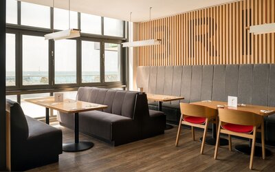 Holiday Inn Brighton Seafront by IHG