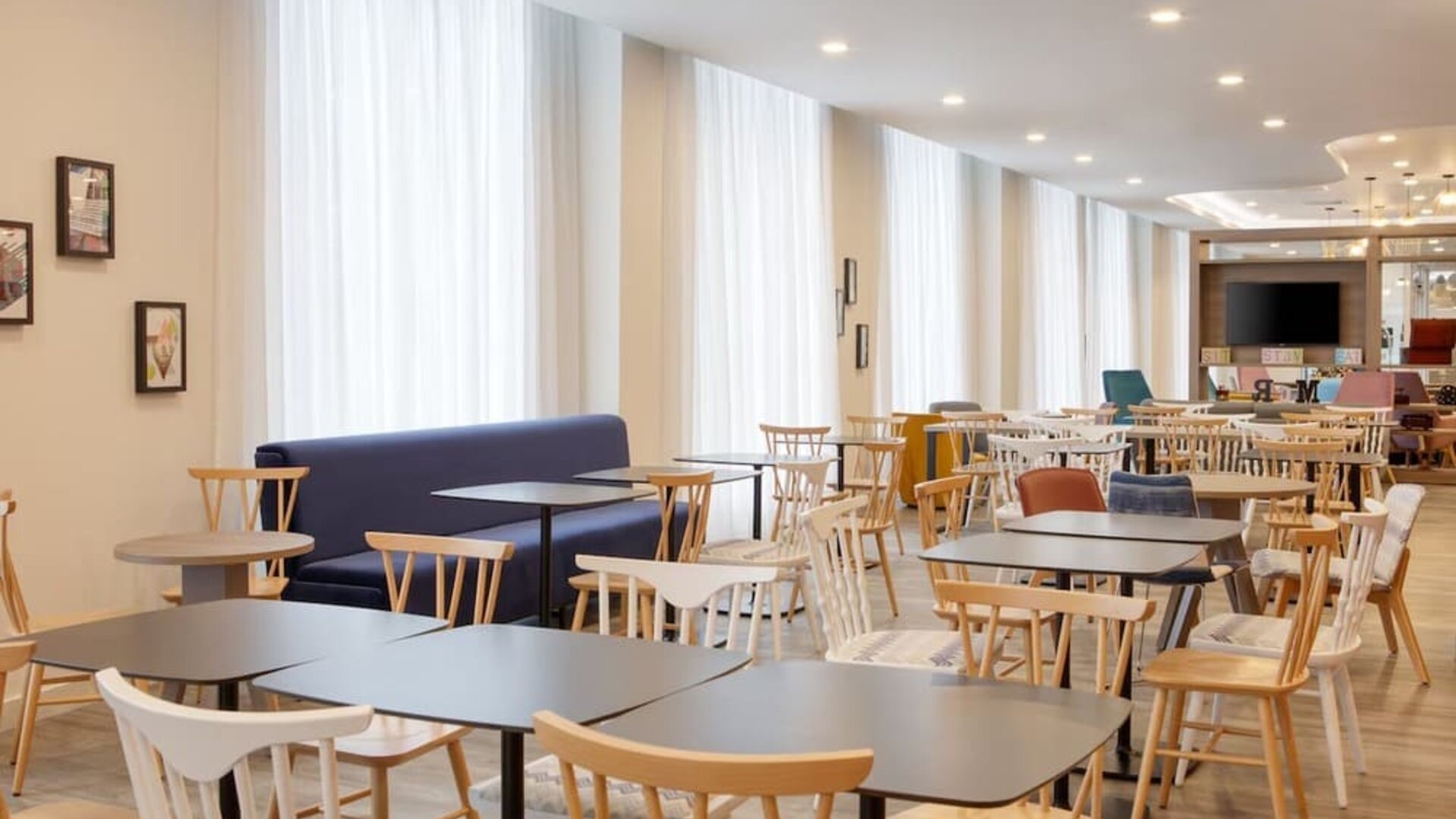 Hotel restaurant at the Hampton by Hilton Manchester Northern Quarter.