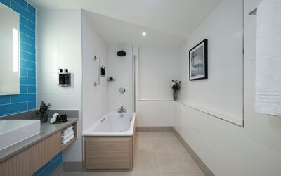 Leonardo Royal Hotel Brighton Waterfront