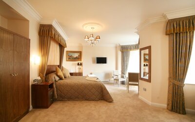 Legends Hotel Brighton