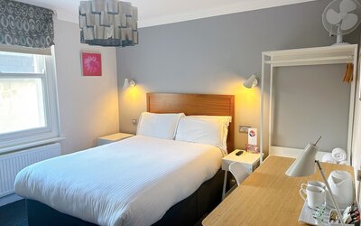 Legends Hotel Brighton
