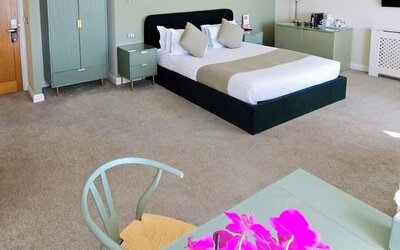 Legends Hotel Brighton