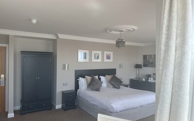 Legends Hotel Brighton