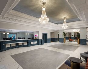 DoubleTree by Hilton Brighton Metropole