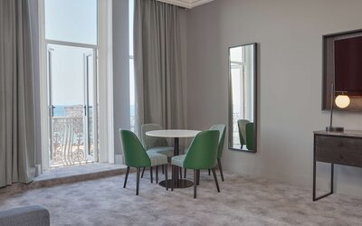 DoubleTree by Hilton Brighton Metropole