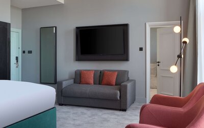 DoubleTree by Hilton Brighton Metropole