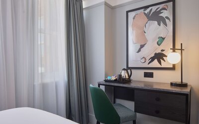 DoubleTree by Hilton Brighton Metropole