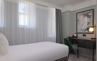 DoubleTree by Hilton Brighton Metropole