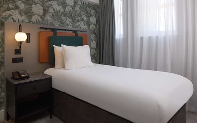 DoubleTree by Hilton Brighton Metropole