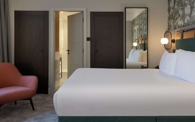 DoubleTree by Hilton Brighton Metropole