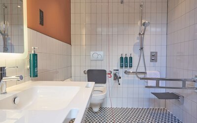 DoubleTree by Hilton Brighton Metropole
