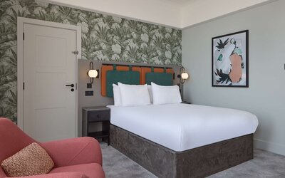 DoubleTree by Hilton Brighton Metropole
