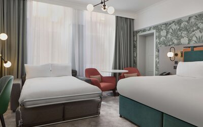 DoubleTree by Hilton Brighton Metropole