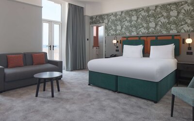 DoubleTree by Hilton Brighton Metropole