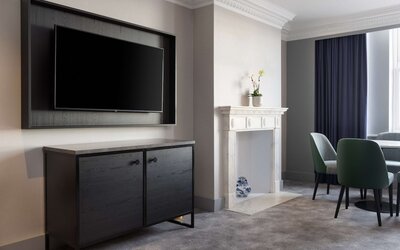 DoubleTree by Hilton Brighton Metropole