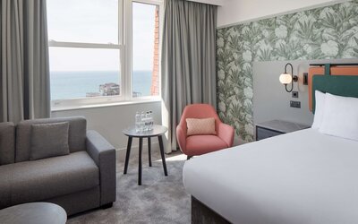 DoubleTree by Hilton Brighton Metropole