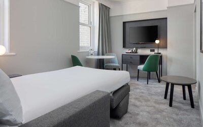 DoubleTree by Hilton Brighton Metropole