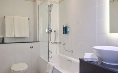 DoubleTree by Hilton Brighton Metropole