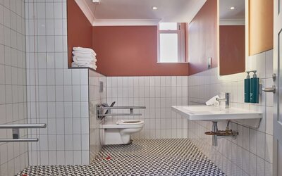 DoubleTree by Hilton Brighton Metropole