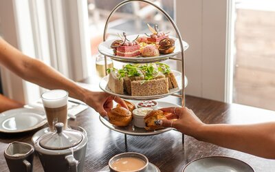 DoubleTree by Hilton Brighton Metropole