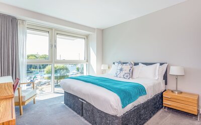 Captains Club Hotel