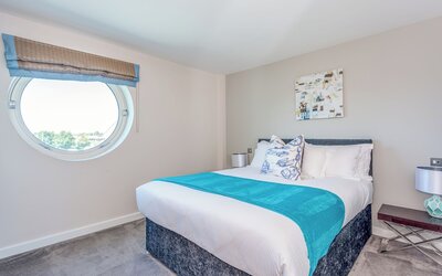 Captains Club Hotel