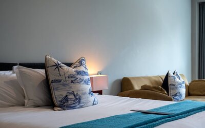 Captains Club Hotel