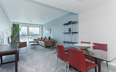 Captains Club Hotel