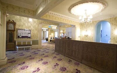 Phyllis Court Members Club