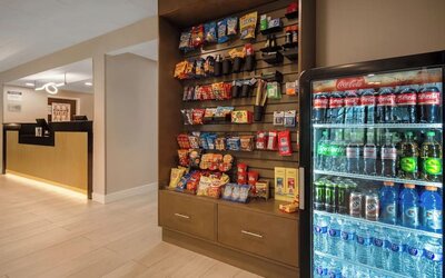 Snack bar at Best Western Plus Secaucus Meadowlands.