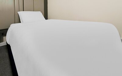 OYO The Baltimore Hotel