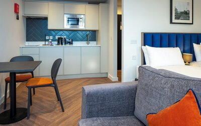 Station Suites
