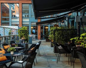 Outdoor patio perfect as workspace at the Hilton Garden Inn Birmingham Brindleyplace.