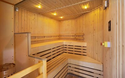 Relaxing hotel sauna at the DoubleTree by Hilton Bristol North.